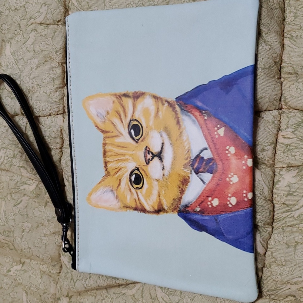 Blue Pacific Ginger Cat Leather Wristlet